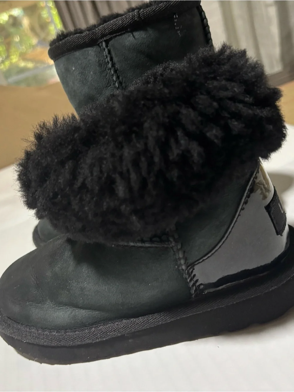 UGG Kids Classic Short Boots in Black